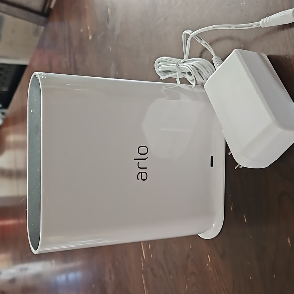 Arlo smart hub